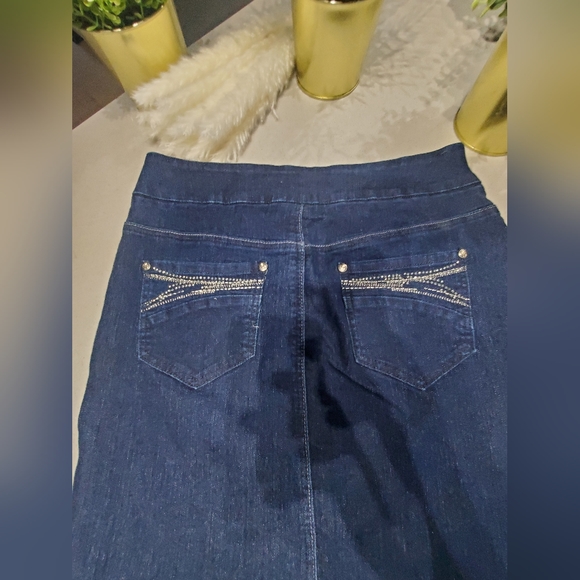 GOLDEN GILRS Superbe jupe en jeans extensible et confortable bleue foncée - Picture 6 of 7